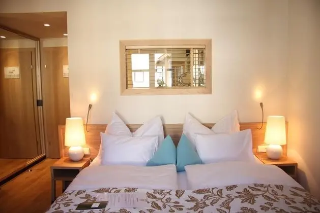 1 Çift Kişilik Veya 2 Tek Kişilik Yatak Deluxe