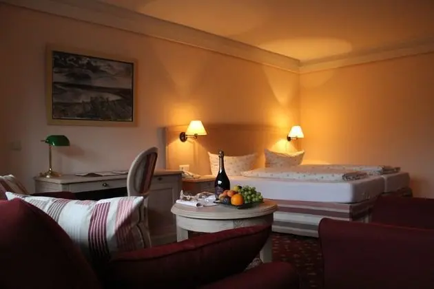 Comfort Tek Büyük Yataklı Oda