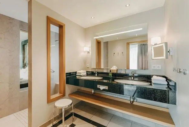 Deluxe Tek Büyük Yataklı Oda, Okyanus Manzaralı