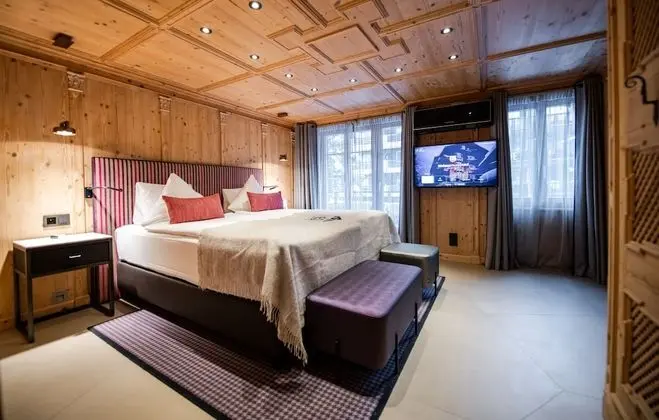 Superior Comfort Room