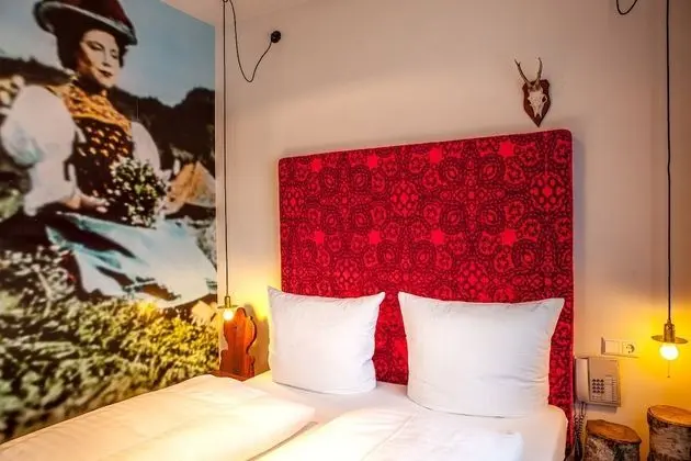 Classic Double Room