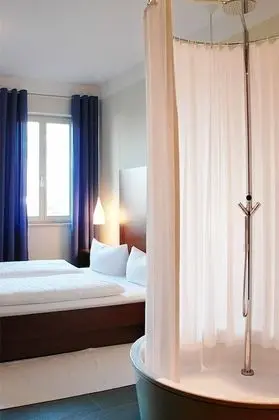 Tek Büyük Yataklı Oda (Boutique style)
