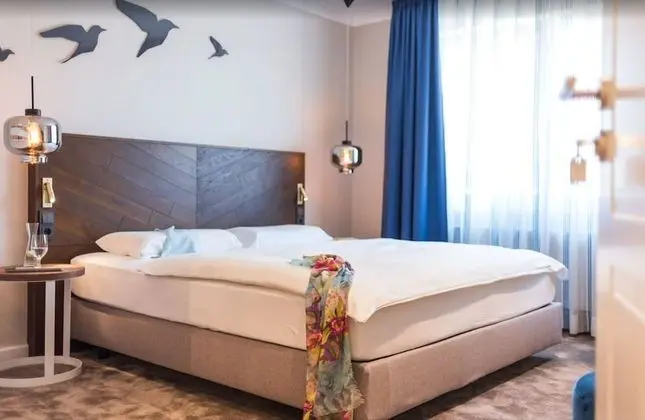 Comfort Tek Büyük Yataklı Oda