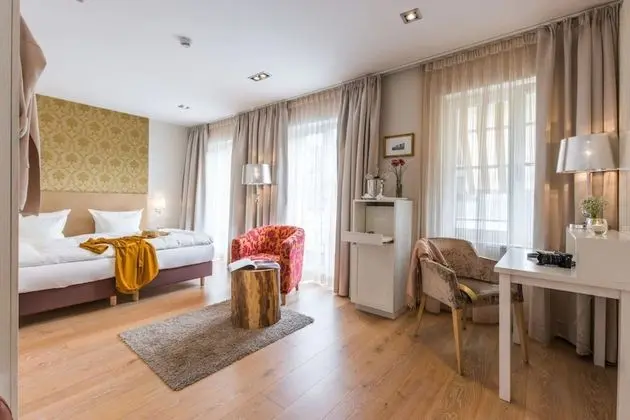 Comfort Tek Büyük Yataklı Oda