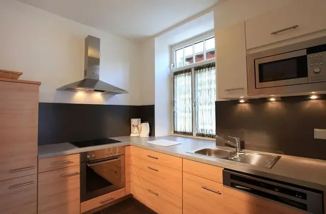 Apart Daire, 2 Yatak Odası, Göl Manzaralı (7 min from main building)