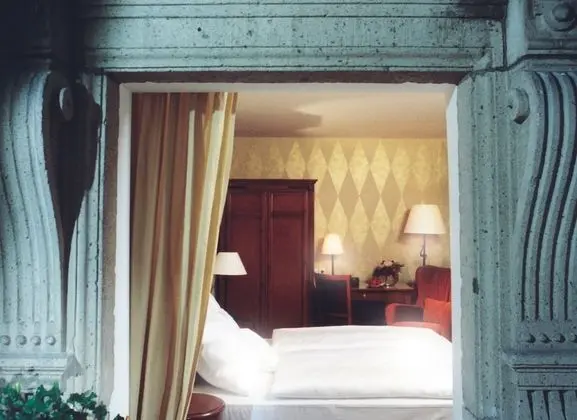 Superior Tek Büyük veya İki Ayrı Yataklı Oda