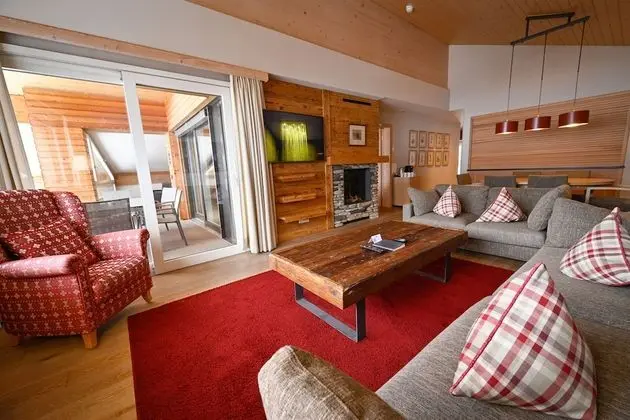 Superior Süit, 2 Yatak Odası, Balkon, Dağ Manzaralı (Eiger)