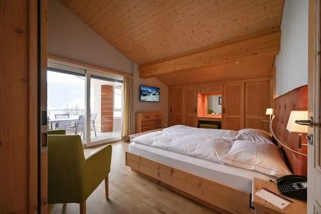 Superior Süit, 2 Yatak Odası, Balkon, Dağ Manzaralı (Eiger)