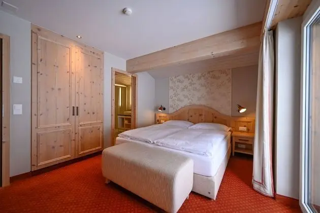 Superior Süit, 2 Yatak Odası, Balkon, Dağ Manzaralı (Eiger)