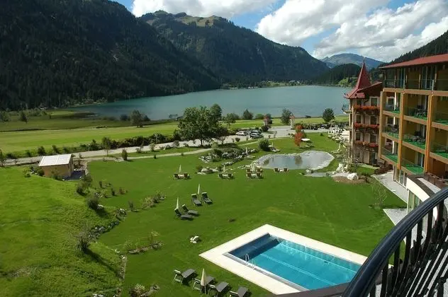 Junior Süit, Göl Manzaralı