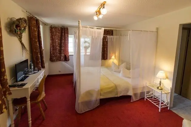 Romantic Oda, Bahçe Manzaralı