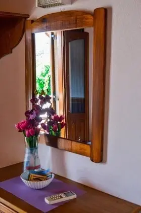 İki Ayrı Yataklı Oda, Dağ Manzaralı