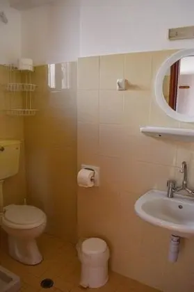 İki Ayrı Yataklı Oda, Dağ Manzaralı