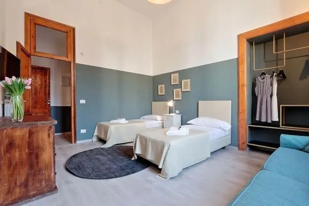 Apart Daire, 5 Yatak Odası