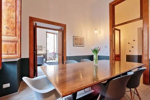 Apart Daire, 5 Yatak Odası