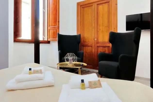 Apart Daire, 5 Yatak Odası