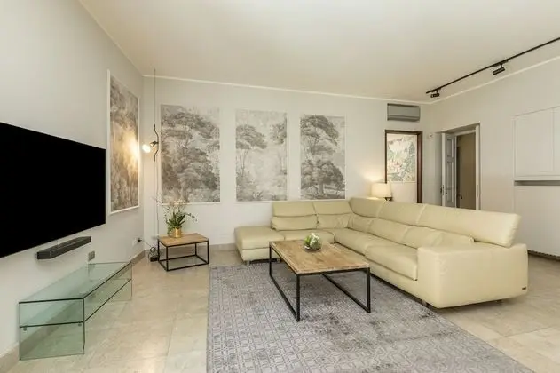 Apart Daire, 5 Yatak Odası, Teras, Ek Bina