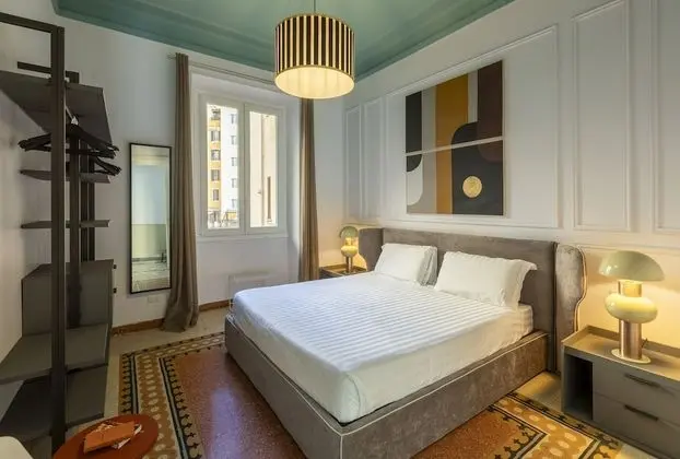 Apart Daire, 5 Yatak Odası