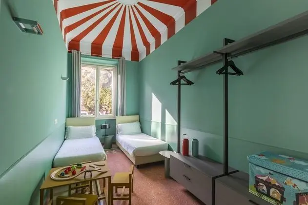 Apart Daire, 5 Yatak Odası