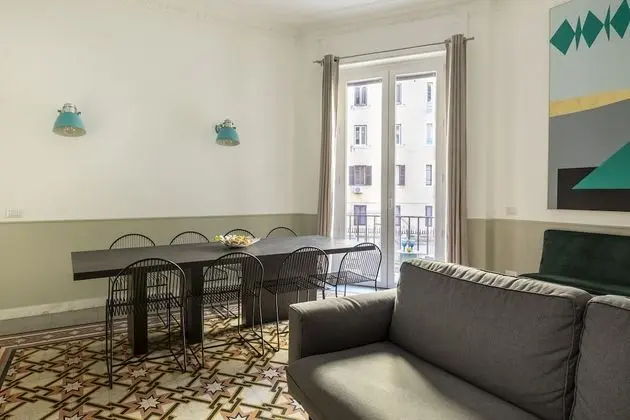 Apart Daire, 5 Yatak Odası