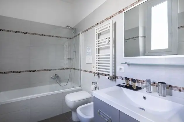 Apart Daire, 5 Yatak Odası