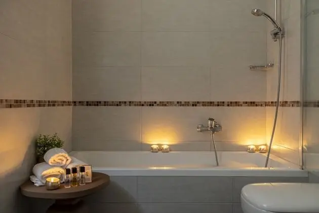 Apart Daire, 5 Yatak Odası