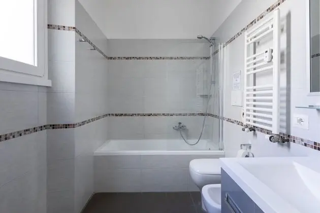 Apart Daire, 5 Yatak Odası