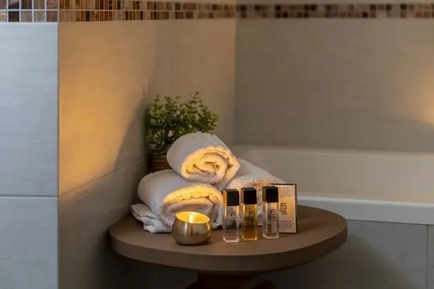 Apart Daire, 5 Yatak Odası