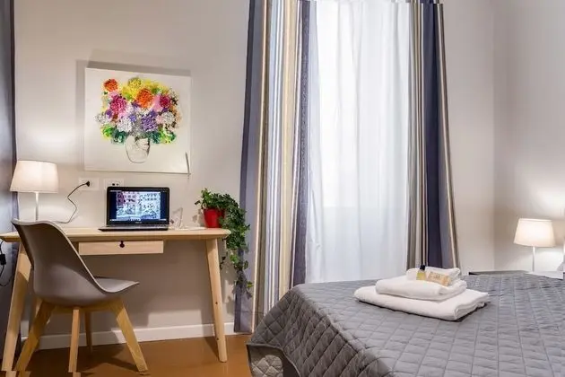 Apart Daire, 2 Yatak Odası, 2 Banyolu (Via di Grotta Pinta, 10 - Int. 3)