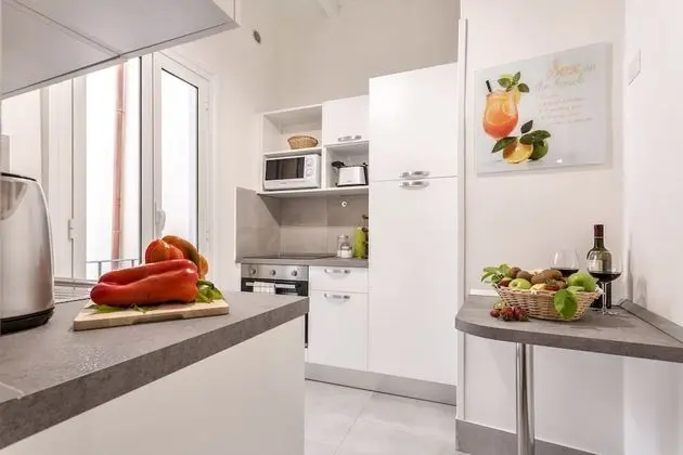 Apart Daire, 2 Yatak Odası, 2 Banyolu (Via di Grotta Pinta, 10 - Int. 3)