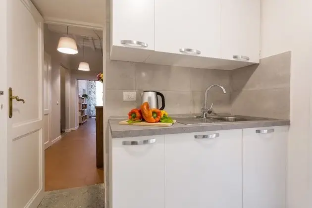 Apart Daire, 2 Yatak Odası, 2 Banyolu (Via di Grotta Pinta, 10 - Int. 3)