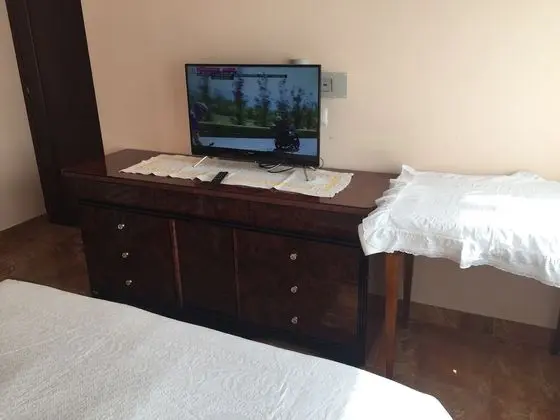 Üç Kişilik Oda
