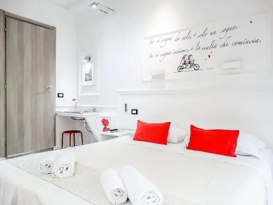 Tek Büyük veya İki Ayrı Yataklı Oda, Balkon