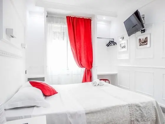 Tek Büyük veya İki Ayrı Yataklı Oda, Balkon