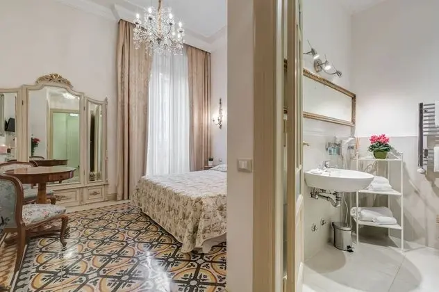 Superior Tek Büyük Yataklı Oda (Elisabetta)