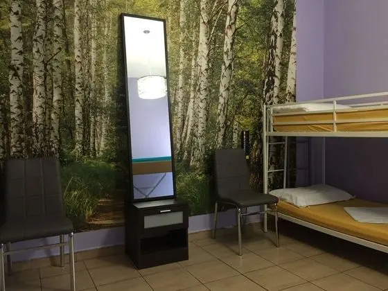 Ortak Ranzalı Oda, Karma Ranzalı Oda, Ortak Banyo (6 Dorm)