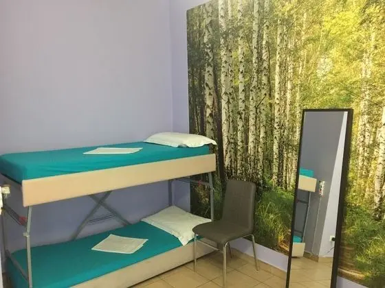 Ortak Ranzalı Oda, Karma Ranzalı Oda, Ortak Banyo (6 Dorm)