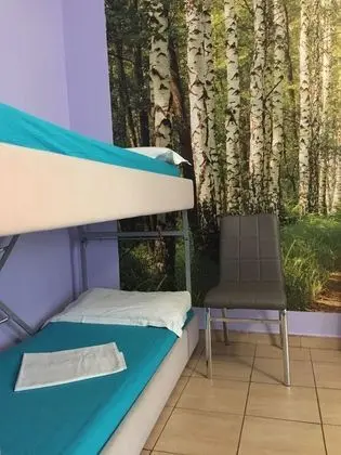 Ortak Ranzalı Oda, Karma Ranzalı Oda, Ortak Banyo (6 Dorm)