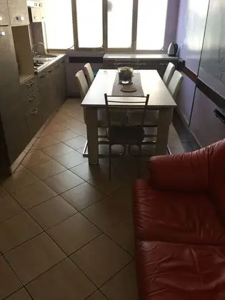 Ortak Ranzalı Oda, Karma Ranzalı Oda, Ortak Banyo (6 Dorm)