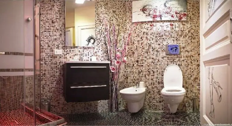 Basic Ortak Ranzalı Oda, Sadece kadınlar için