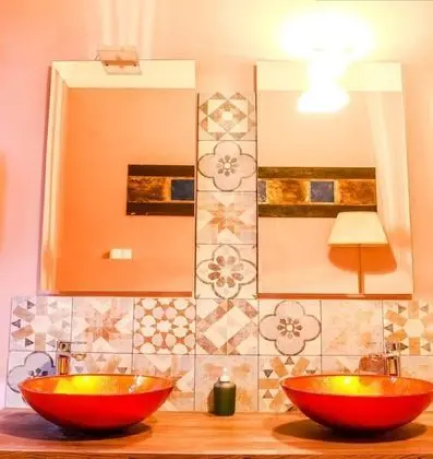 Basic Ortak Ranzalı Oda, Sadece kadınlar için