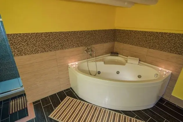 Apart Daire, 2 Yatak Odası, Ek Bina (7 pax)