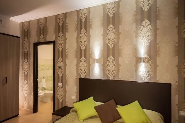 Tek Büyük Yataklı Oda