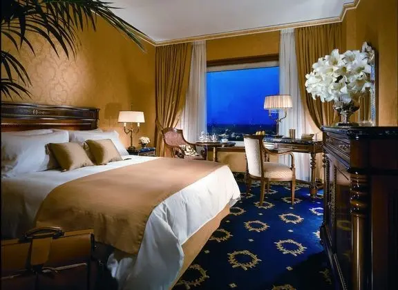 Deluxe Oda, 1 En Büyük (King) Boy Yatak