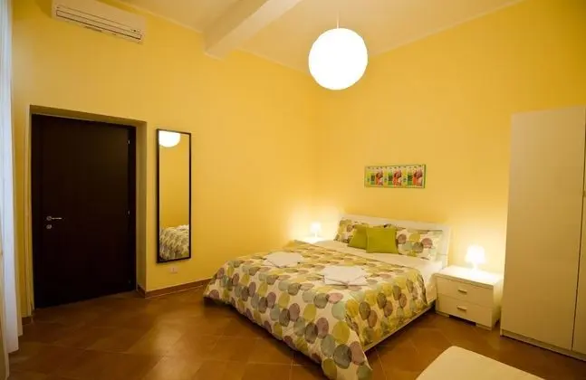 Tek Büyük veya İki Ayrı Yataklı Oda