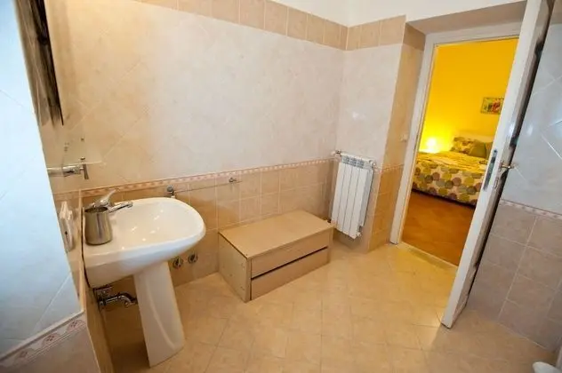 Tek Büyük veya İki Ayrı Yataklı Oda