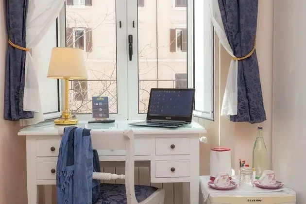 Tek Büyük Yataklı Oda