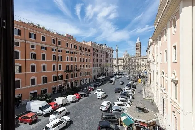 Tek Büyük Yataklı Oda