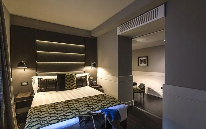 Superior Tek Büyük veya İki Ayrı Yataklı Oda