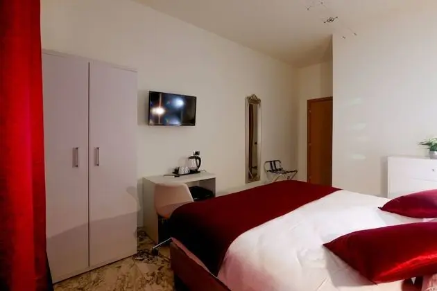 Superior Tek Büyük Yataklı Oda